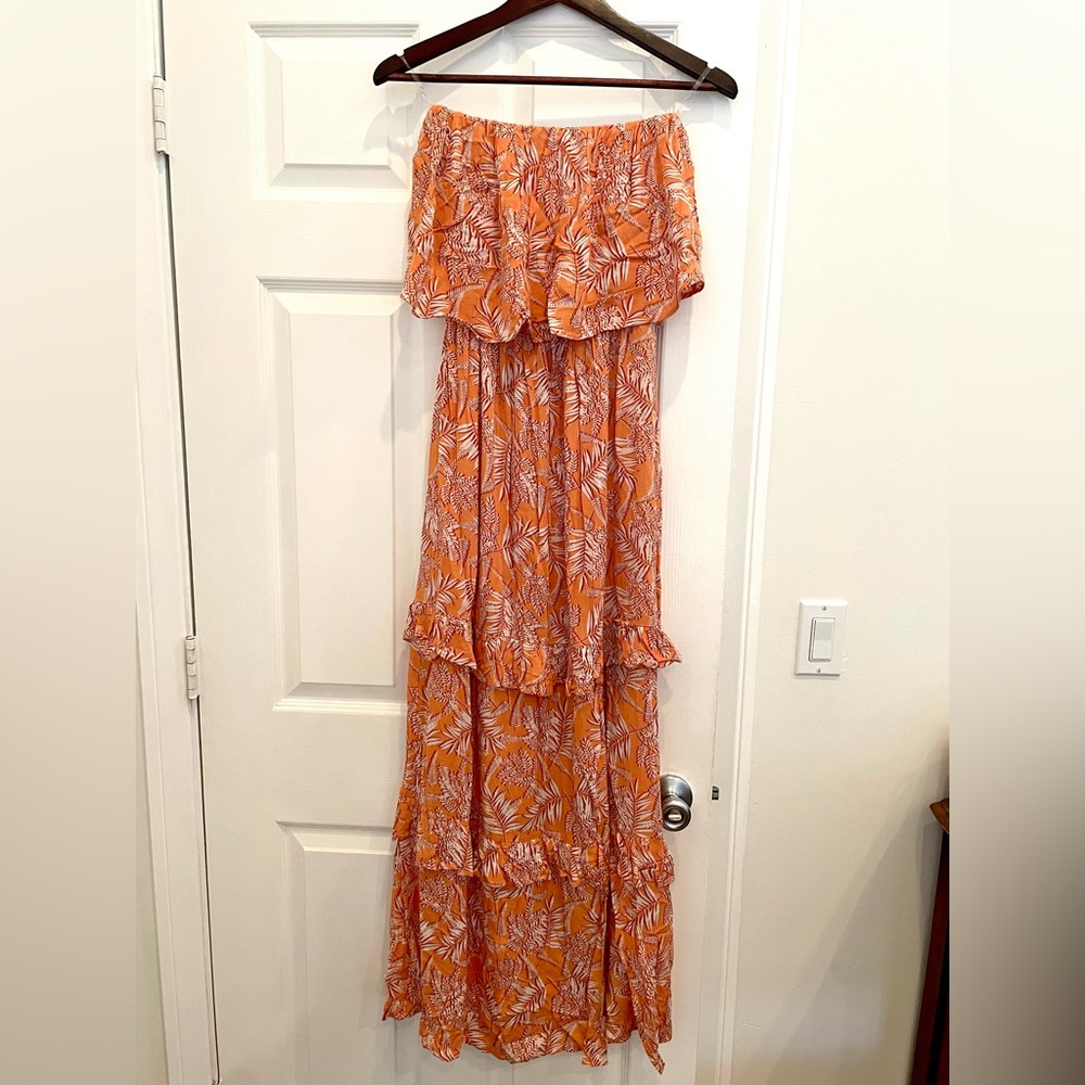NWT Vici Strapless Floral Dress
